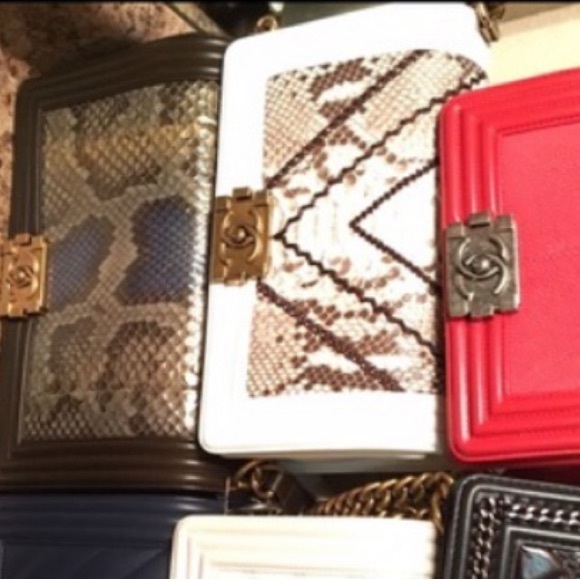 RARE PYTHON CHANEL LE BOY BAG - Picture 14 of 16